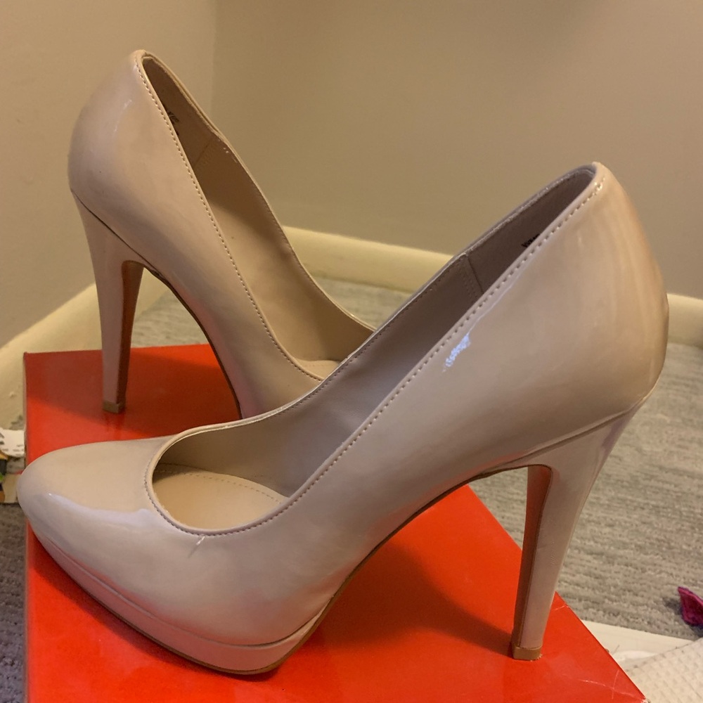 Elle Heels